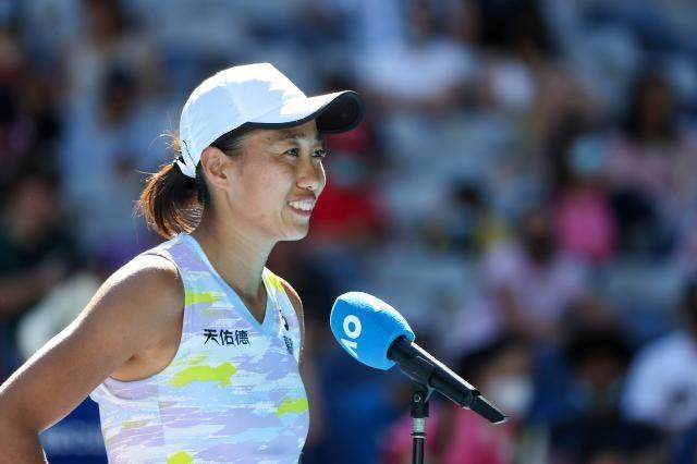 星空体育APP-张帅受困体能吃紧 但身兼三项是自己的选择